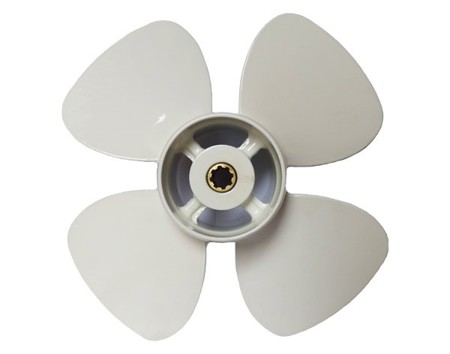 Yamaha Propeller Y8 8.7 x 7 HT 4-blad
