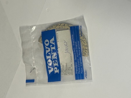 Volvo tätning 818017