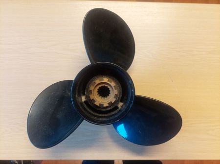 Tohatsu Propeller T85 13 1/4 x17  Klass A