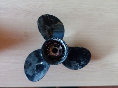 Tohatsu Propeller T15 9 1/4 x 11  Klass B